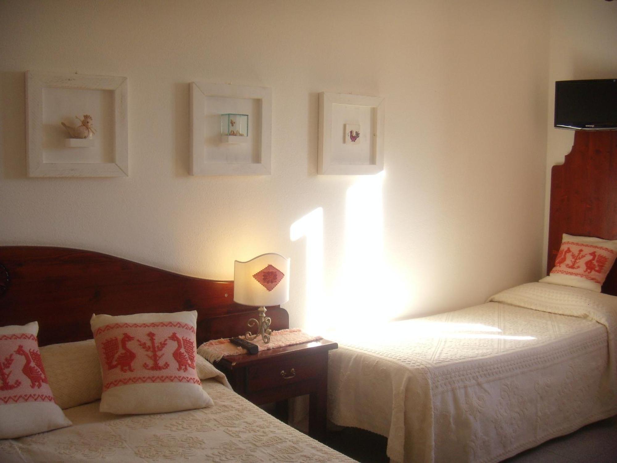 Hotel S'Ortale Con Parcheggio Interno E Ristorante All'Aperto Орозей Екстер'єр фото