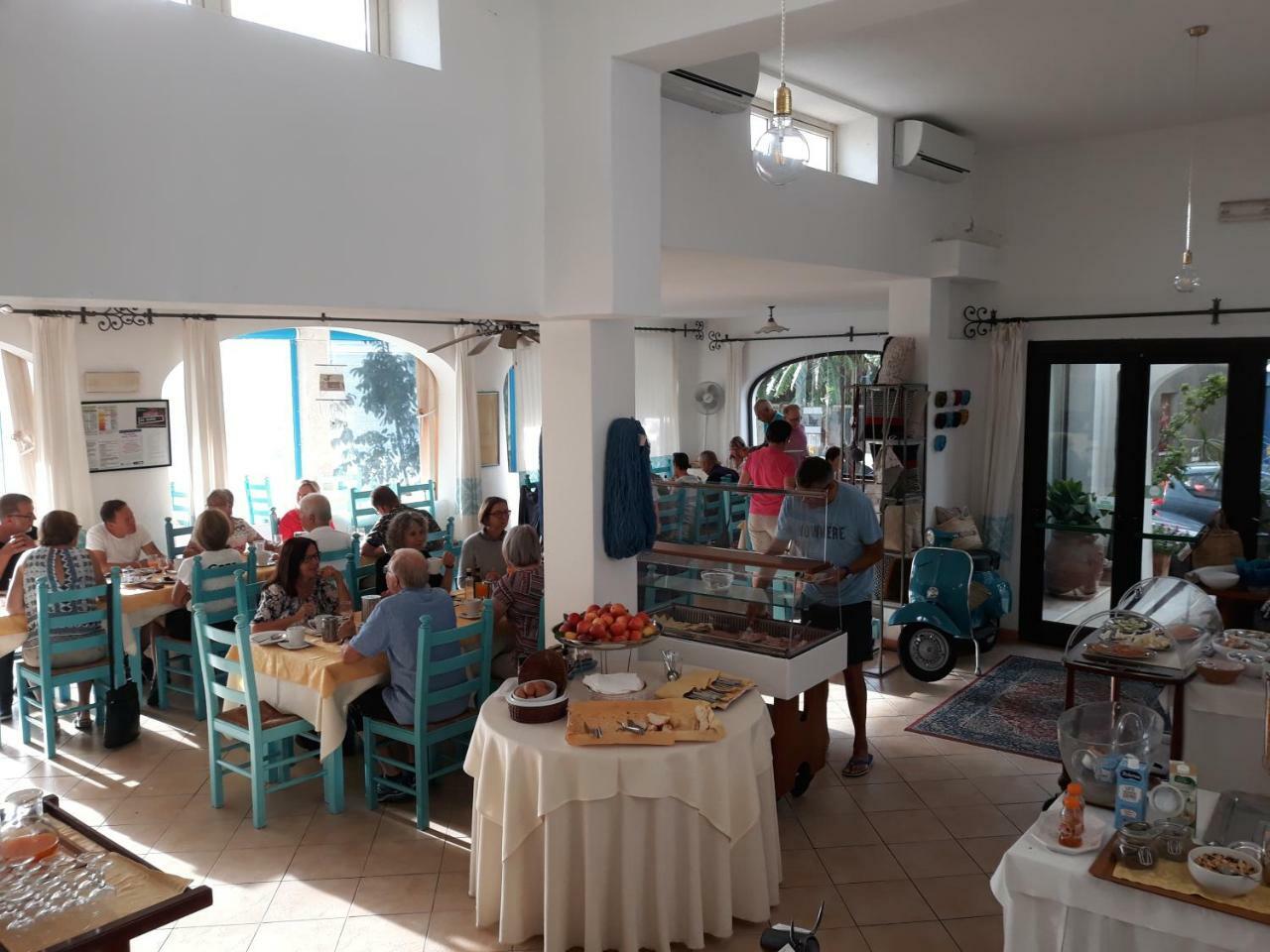 Hotel S'Ortale Con Parcheggio Interno E Ristorante All'Aperto Орозей Екстер'єр фото